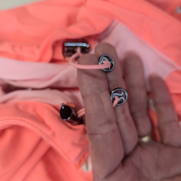 Lululemon Size 4 Rise And Shine Jacket in Pop Orange + Free Tote Bag - Picture 11 of 16